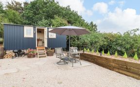 Photo of High Grounds Shepherd's Hut