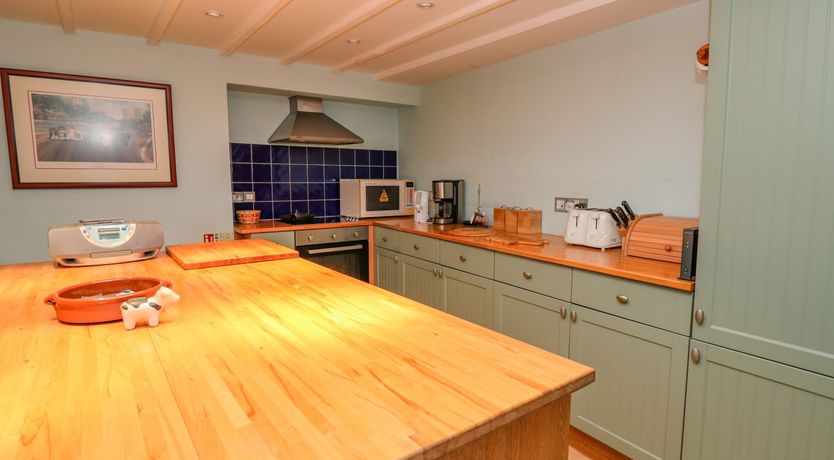 Photo of Penybont  Apartment