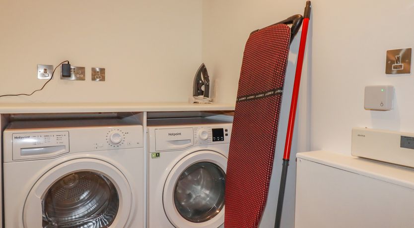 Photo of 30 Cliff Edge