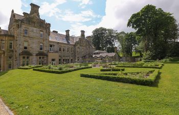 The Violet Suite Stone Cross Mansion Apartment