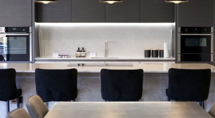 Photo of Archstone House