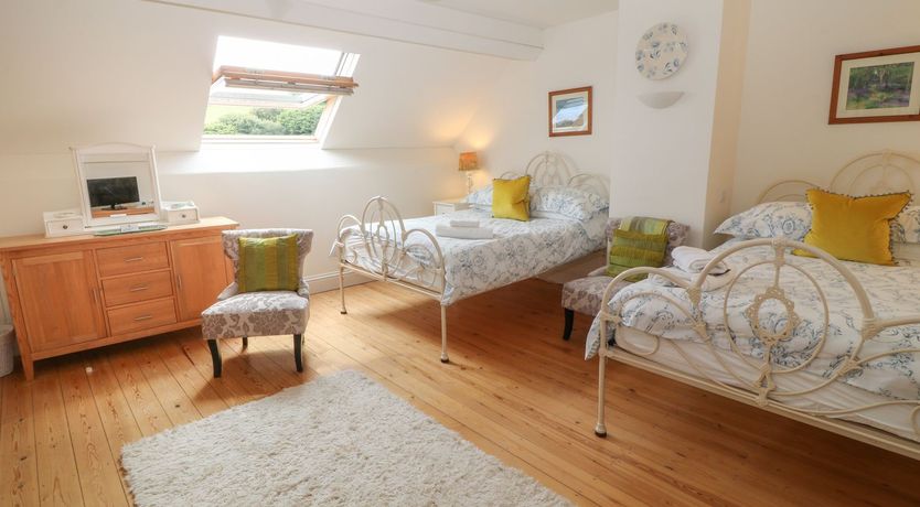 Photo of Higher Weddicott Barn