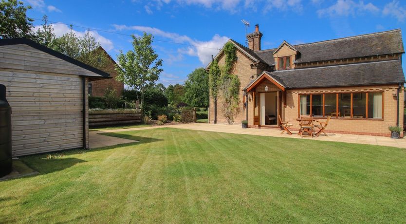 Photo of Ellenhall Farm Cottage