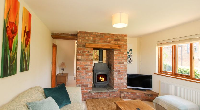 Photo of Ellenhall Farm Cottage