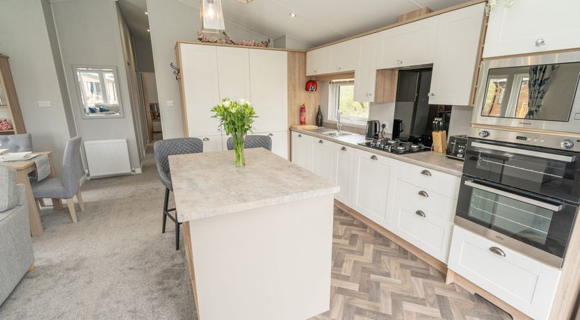 Photo of Loluke Lodge on The Lake