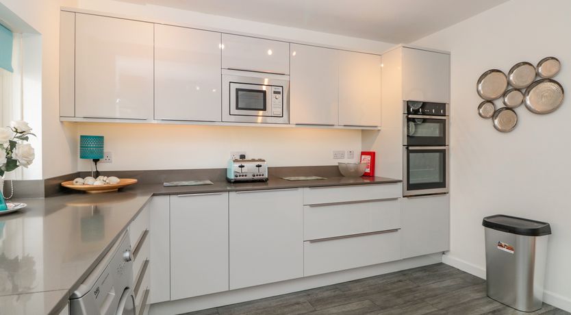 Photo of 2 Lee Court