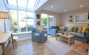 Photo of Seawall Cottage, Aldeburgh