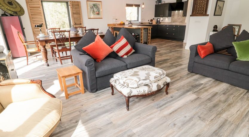 Photo of Romsey Lodge