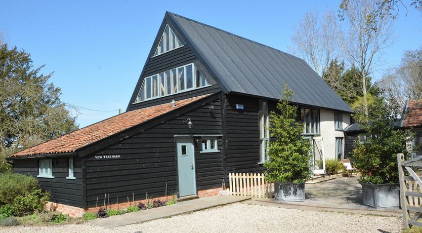 Photo of Yew Tree Farm Barn, Worlingworth