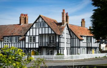 2 The Dunes, Thorpeness Holiday Cottage