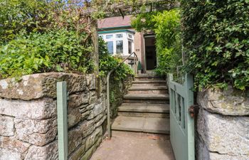 Charlies Cottage Holiday Cottage