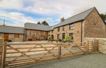 Pen Bont Home Farm Holiday Cottage