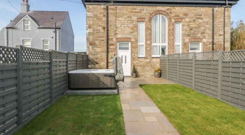 Photo of Sardis Chapel 1