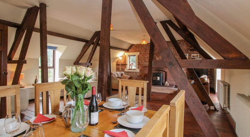 Photo of Owlbury Hall Barn