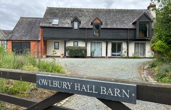 Owlbury Hall Barn Holiday Cottage