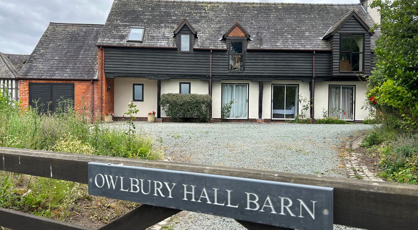 Photo of Owlbury Hall Barn