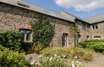 Whistley Barn Holiday Cottage