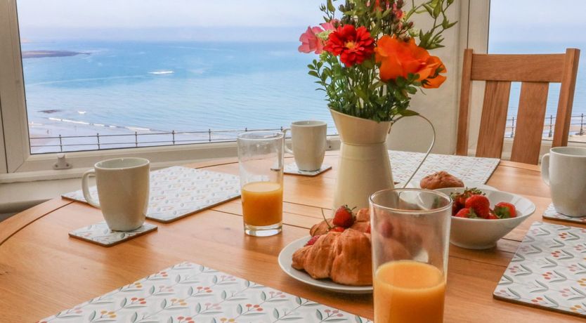 Photo of Apartment 6