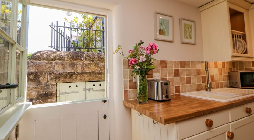 Photo of Hill Cottage