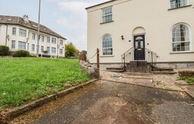 Photo of 2-old-talbot-cottages