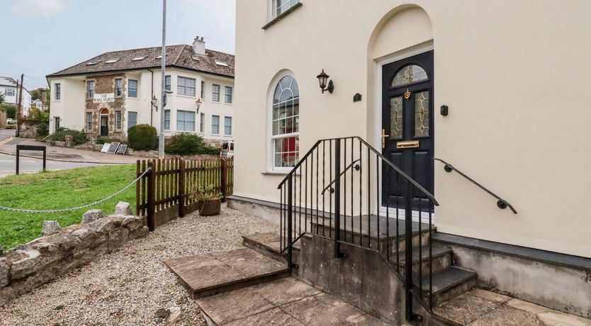 Photo of 2 Old Talbot Cottages