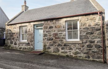 2 Seafield Place Holiday Cottage