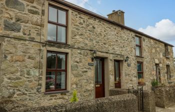 Dwyros Holiday Cottage