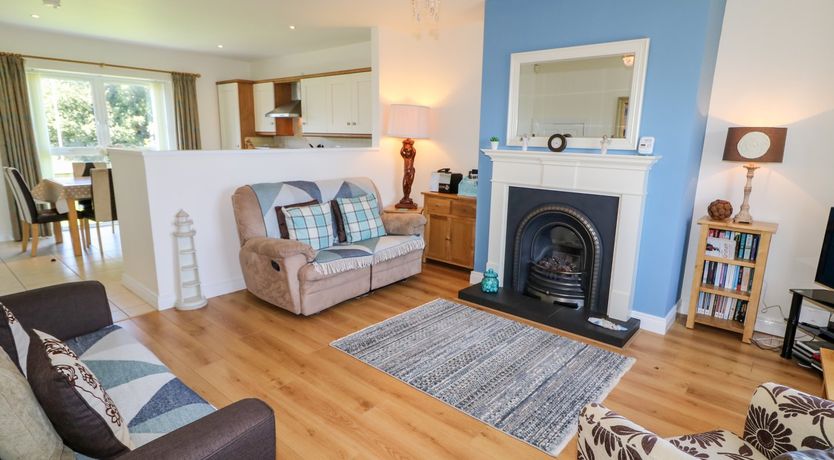 Photo of 4 The Cloisters