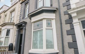 16 Seafield Terrace Holiday Cottage