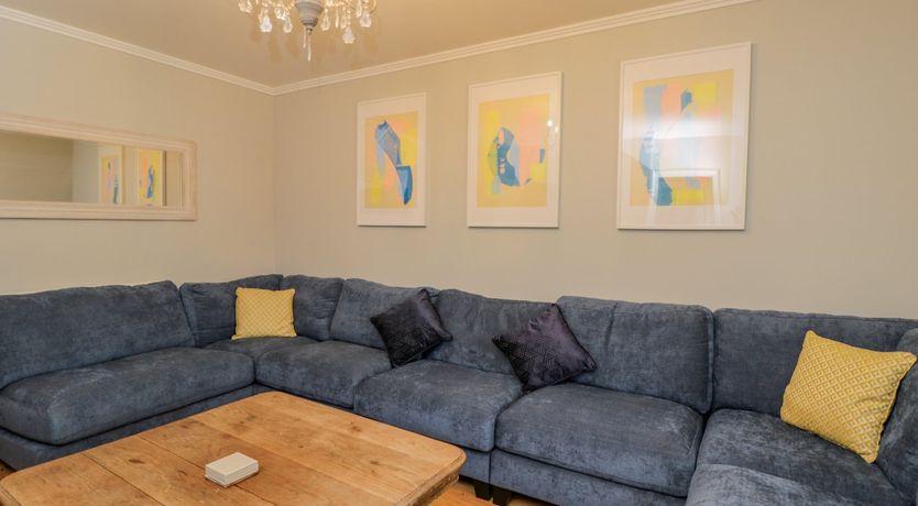 Photo of White Roses