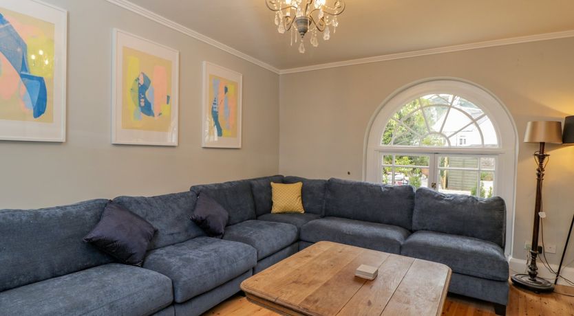 Photo of White Roses