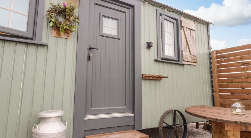 Photo of Heather Hut at Copy House Hideaway