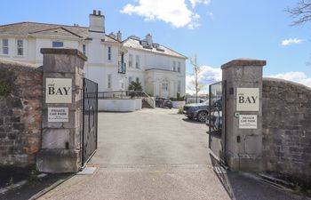 Bay Sea View Apartment