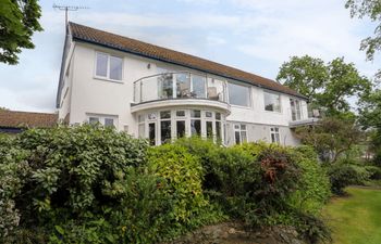 Ynys Castell Holiday Cottage