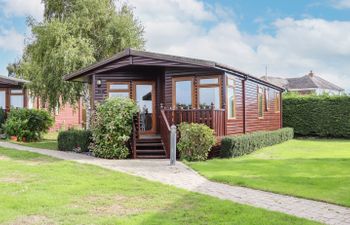 Lodge Two, Country View Park Holiday Cottage