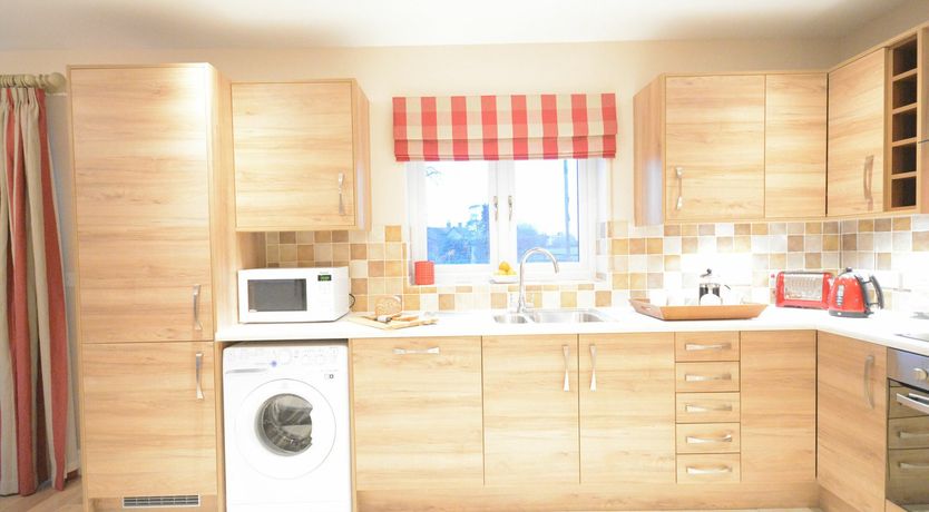 Photo of Red Robin, Whepstead