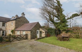 Ty Gwenyn Holiday Cottage