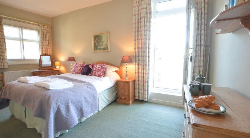 Photo of Crabbe House