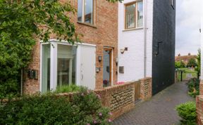 Photo of The Hive, Southwold