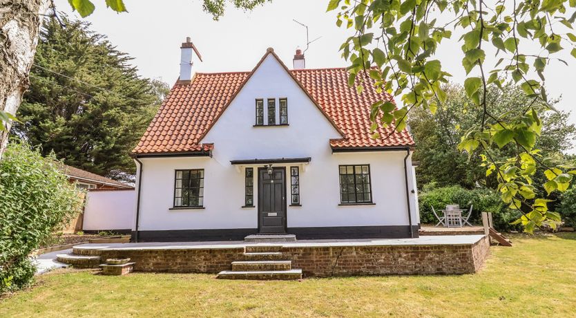 Photo of High Ground, Reydon