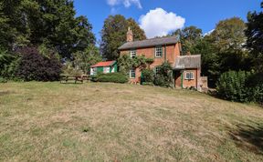 Photo of Warren Cottage