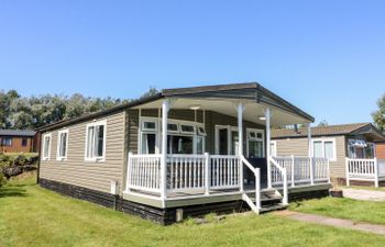Lodge 17 Silverdale Holiday Cottage