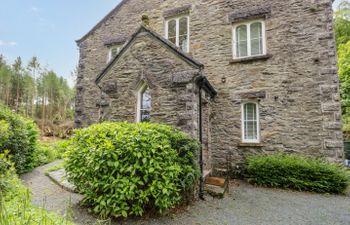 Danes Court Holiday Cottage
