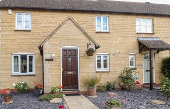 Oakmead Holiday Cottage