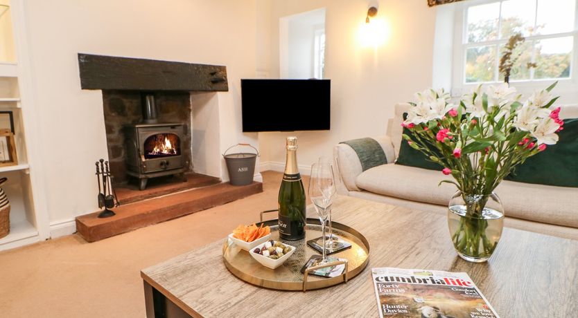 Photo of 2 Ivy Cottages