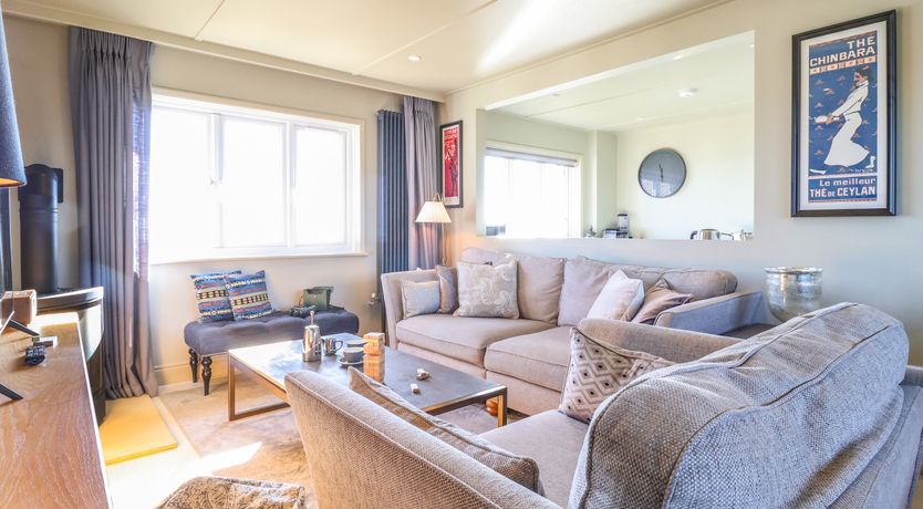 Photo of 3 Tinkers End