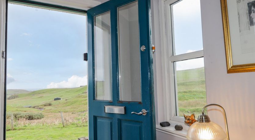 Photo of Hilltop House