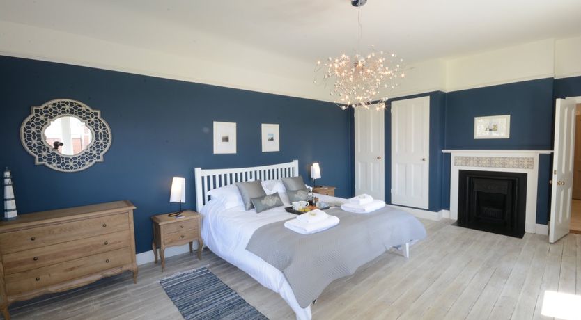 Photo of Holly Lodge