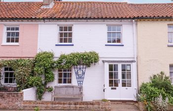 Shell Cottage, Aldeburgh Holiday Cottage