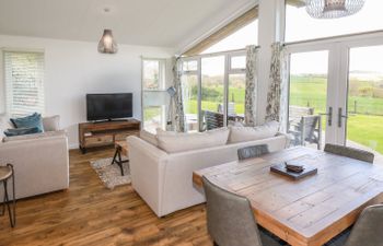 8 Horizon View Holiday Home